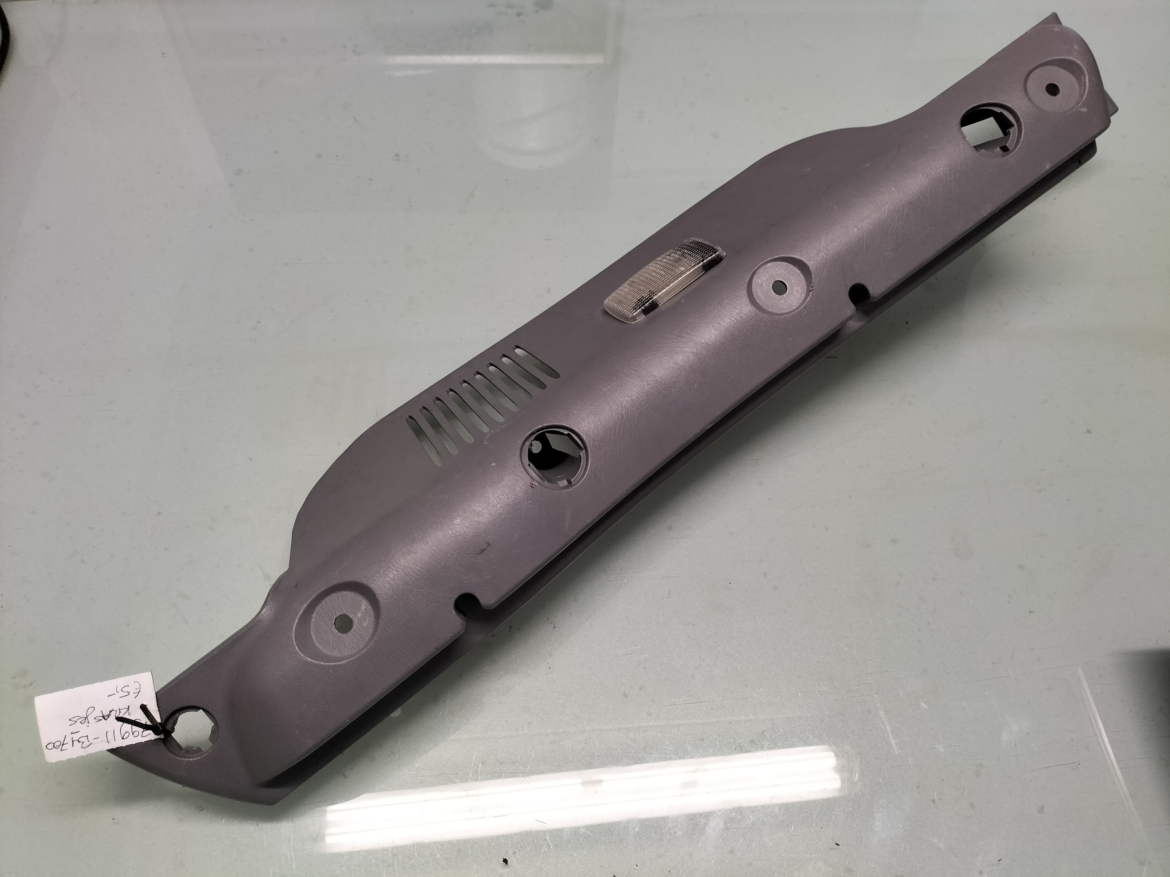 Finisher rear parcel Nissan Almera Tino V10 79911-BU700 used