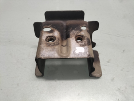 Bumpersteun onder Rechts Nissan Primera P12 wagon 62210-AU330 Gebruikt