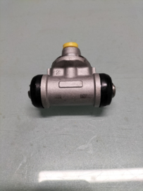 Repair kit wheel brake cylinder Nissan 44100-04B00 New