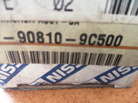 Deurgreep achterdeur rechts Nissan Serena C23 90810-9C500 Origineel.