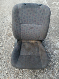 Seat front, right-hand Nissan Almera N15 87000-1N040 Used part.