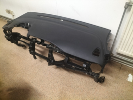 Dashboard Nissan Micra K14 68200-5FA4A Gebruikt.