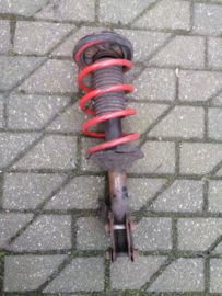 Veerpoot linksvoor Nissan Almera N15 54303-0N325 + 54010-0M002 sportveer (54303-0N300) Gebruikt.