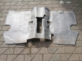 Insulator vloer achter Nissan Primera P11/ WP11 74940-9F560