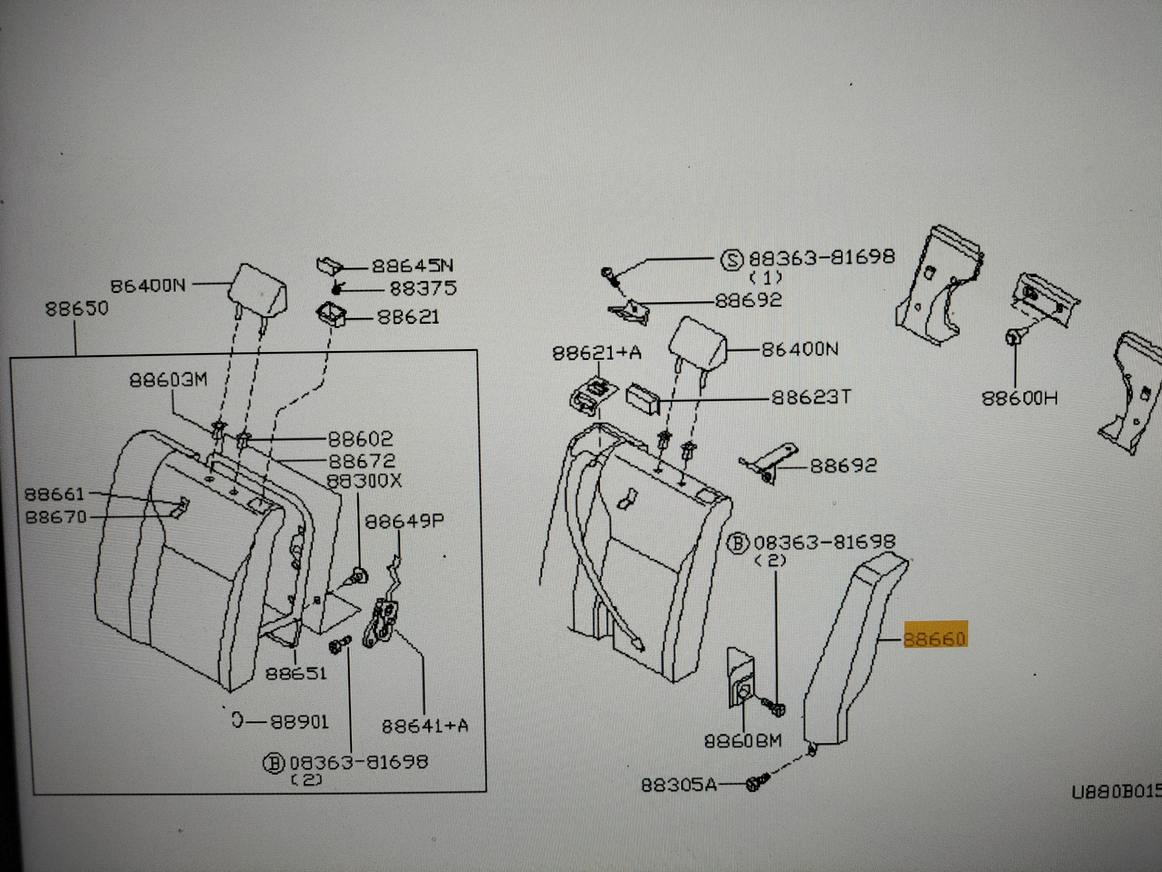 Hoekstuk achterbankrugleuning links Nissan Primera P11 88660-2F012 (88660-2F010) Gebruikt.