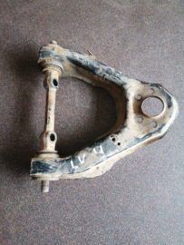 Link front suspension, upper left-hand Nissan Terrano2 R20 54527-7F000 + 54536-01G00 Used part.