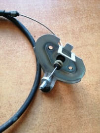 Gaskabel Nissan Micra K11 18201-6F700 Gebruikt.