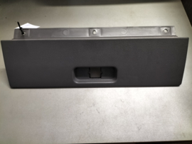 Dashboardkastje Nissan Micra K10 68510-31B00 Gebruikt.