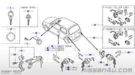 Deurslotklem links Nissan Micra K11 80591-41B00 Gebruikt.