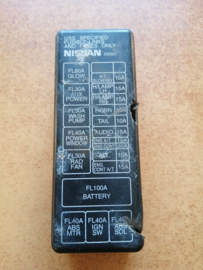 Deksel zekeringenkast Nissan Terrano2 R20 24382-0X001 Schade.