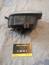 Mistlamp rechtsvoor Nissan Almera N16 26150-BM425 gebruikt origineel.