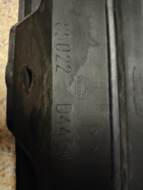Achterbumper Nissan Bluebird T12 85022-D4425 (85022-D4400) Gebruikt.