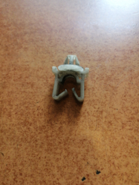 Clip Nissan 46271-60U05 Used part.