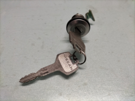 Cylinder set-gas filler lock Nissan 78840-01A25 B11/ E24 Original.