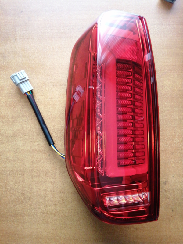 2 Stück rote Röhre Smd LED Kennzeichenbeleuchtung für Navara D40