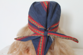 Donkerblauwe muts of hoofddeksel