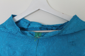 Handgemaakte Zijden Áo Dài Set (xe ta truoc) – Hemelblauw met Koninklijk Zegel & Bamboe