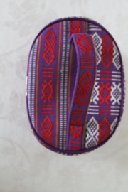 Leuke maak up of  opberg tasje oval vorm