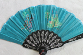 Mooie blauwe handwaaier