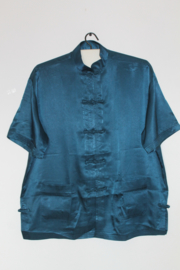 Blauwe korte mouwen glanzende zijde blouse, overhemd met 2 zakjes voor mannen  maat M. L