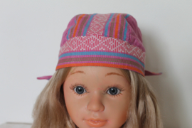 Roze muts of hoofddeksel