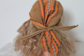 Gele oranje brokaten muts