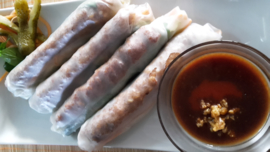 Rijstpapier met gehakt (Nem nuong).