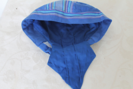 Blauwe  brokaten muts of hoofddeksel