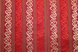 Handgeweven Tafelkleed – Rood Brokaat met Banen –Cham Etnisch Handwerk