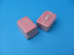Pikblok roze klein (45x35x25 mm).