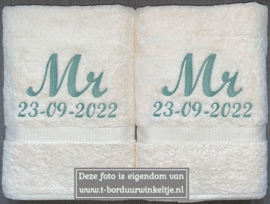 Douchelakens 70X140 CM geborduurd met Mr & Mr