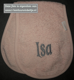 Schouder spuugdoek Blush geborduurd met naam