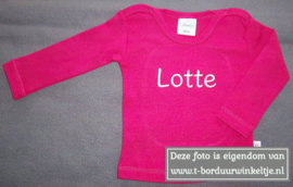 Longsleeve 50/56 Fuchsia geborduurd met naam