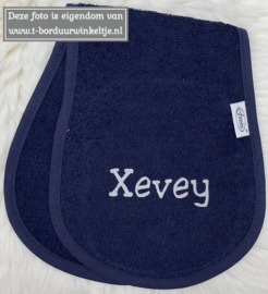 Schouder spuugdoek Navy geborduurd met naam