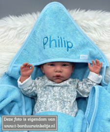 Badcape Licht Blauw 80 CM geborduurd met naam