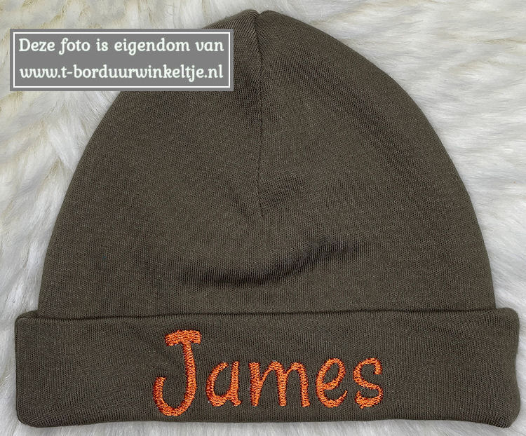 Mutsje Forest  50/56 geborduurd met naam