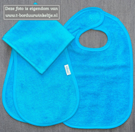 Slab, Schouderspuugdoek & Monddoek Turquoise geborduurd met naam