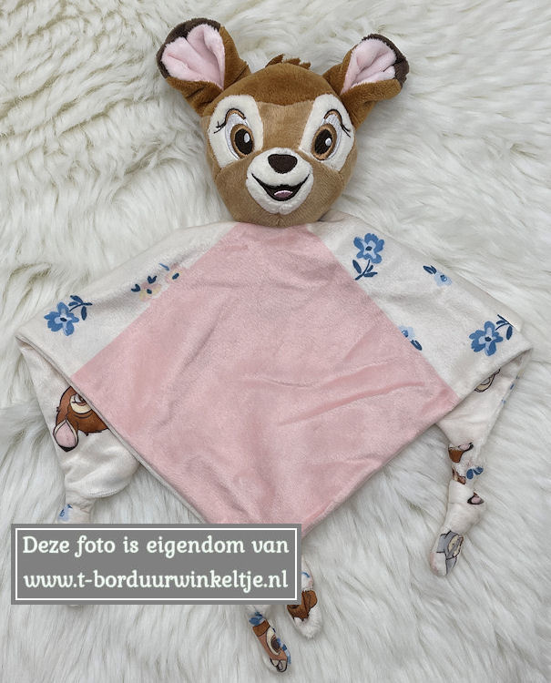 Kroeldoekje Bambi geborduurd met naam