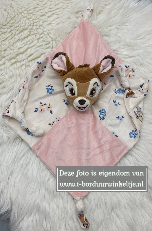 Kroeldoekje Bambi geborduurd met naam