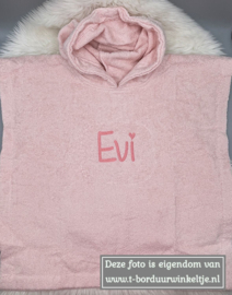 Poncho Blush maat L geborduurd met naam