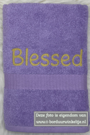 Handdoek Lavendel geborduurd met naam