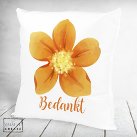 Bestel hier je kussen met bloem - verschillende designs