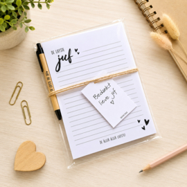 Kadoset “De liefste juf” – A5 notitieblok met pen & bedankkaartje