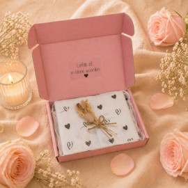 Moederdag kaartjes set – Voor mama | 10 invulkaarten met droogbloemen in cadeau doosje