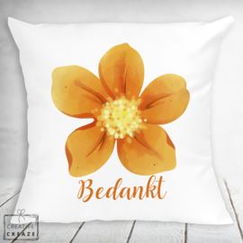 Bestel hier je kussen met bloem - verschillende designs