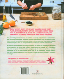 Grow your own drugs de heilzame werking van planten, fruit, bloemen en kruiden uit eigen tuin , James Wong