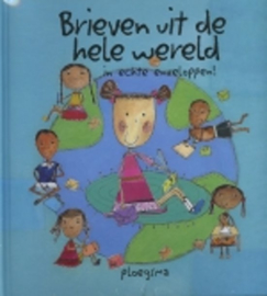 Brieven uit de hele wereld in echte enveloppen!