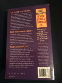 Schijfwereld-omnibus - 1 bevat: De kleur van toverij ; Dat wonderbare licht ; Meidezeggenschap , Terry Pratchett