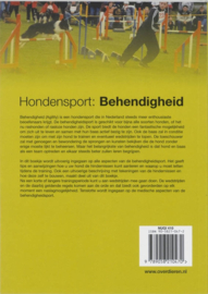 Over Dieren - Hondensport Behendigheid introductie, regels, training, materiaal, blessures en nog heel veel meer , Ton Meijer