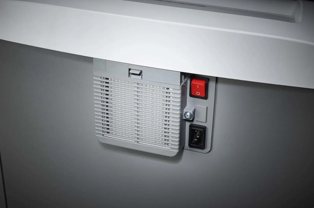 Papiervernietiger 410air CC 4x40 24-26 vel P4 / P-4
